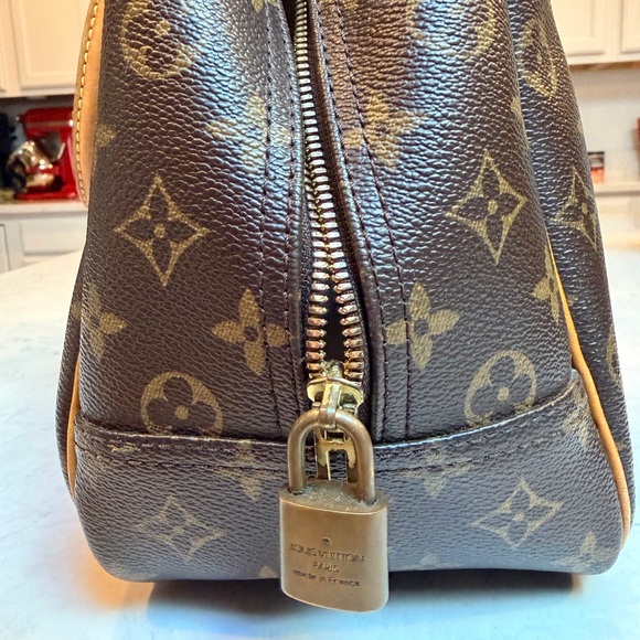 Louis Vuitton Deauville - Picture 5 of 9